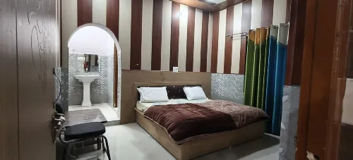 Omji - Kalindi Seva Sadan