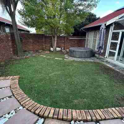 Serene 3-bedroom House Rental in Secure Kempton Park Complex Hotel Exterior