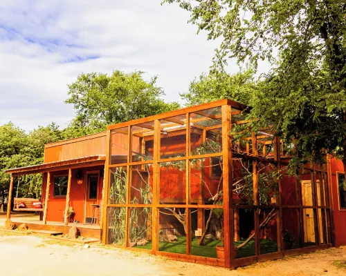 Oak Meadow Ranch Hotels in Cooke County