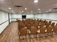 Wingate by Wyndham Livonia