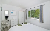 Atlantic Reach Cozy 2-bed With Parking - balcony