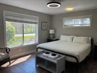 Condo with Pool! 2 Bedroom- 2 Bath - Sleeps 6