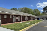 Economy 7 Inn Near Hampton University VA