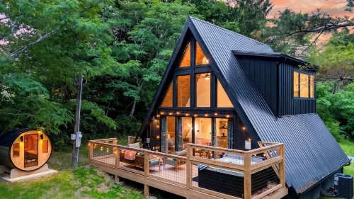 Fireside on Mortar by Avantstay Modern A-fram Home + Hot Tub + Firepit + Forest Views - Country Houses