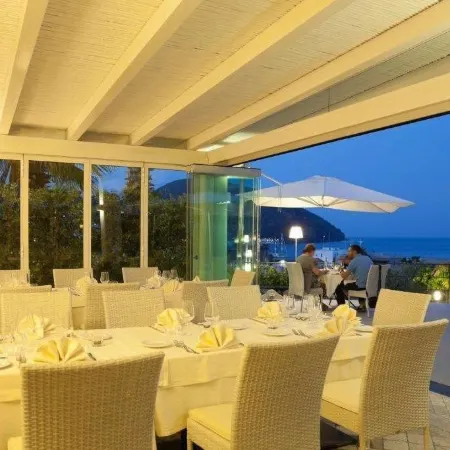 Hotel Amarea - Aeolian Charme