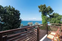 Seafront Spacious Apartment Spazzio - Ocean View
