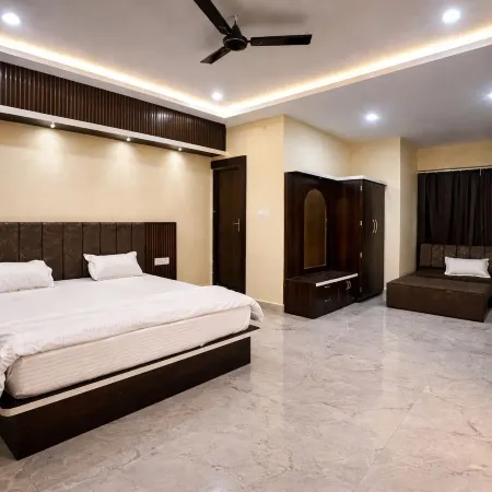 Hotel Leelanchal