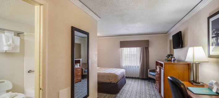 Quality Inn & Suites Kansas City - Independence I-70 East Ξενοδοχεία στην πόλη Independence