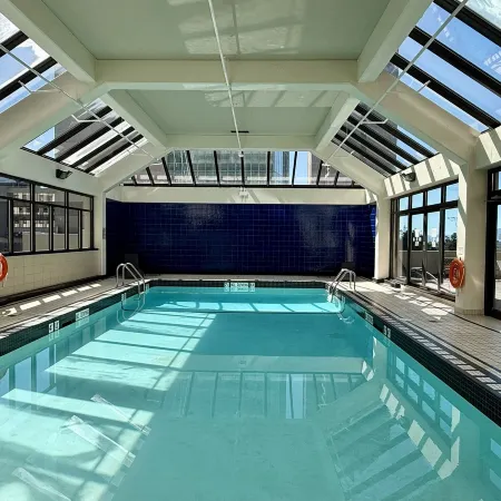 Holiday Inn Vancouver-Centre (Broadway) by IHG