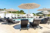 Oros Paradise - Pools
