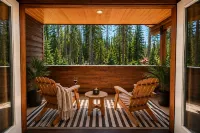 Just Plain Getaway 3 Bedroom Home by NW Comfy Cabins by RedAwning - Hytter