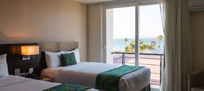 Seven Crown la Paz Malecon Hotels in La Paz
