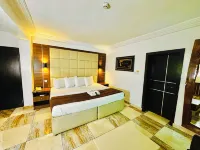 Presken Hotel K-One, Bank Anthony, Lagos - Pools