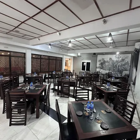 Subhas Tourist Hotel