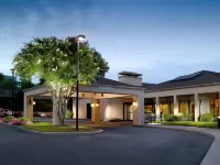 Courtyard by Marriott Atlanta Windy Hill/Ballpark - balcony