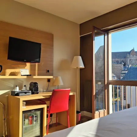 Hôtel de la Tour Maje