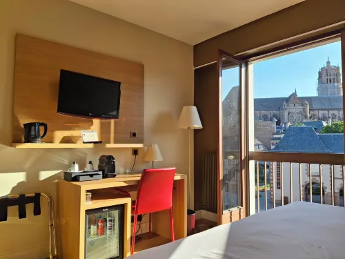 Hôtel de la Tour Maje - Frühstück