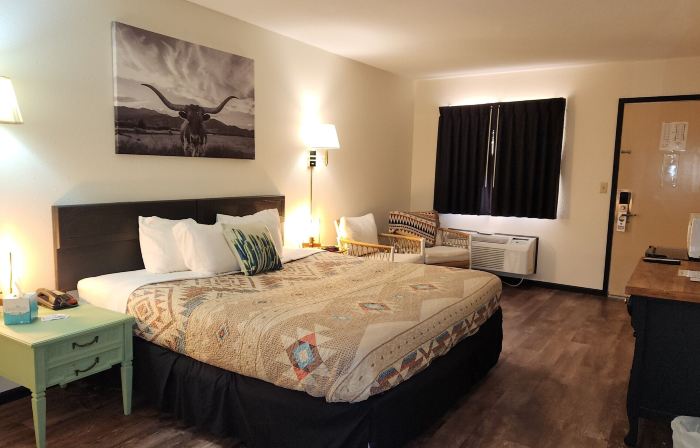 Cactus Inn and Suites