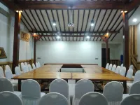 Hotel Butik Cafe & Resto Pesona Osing - ที่มีบาร์