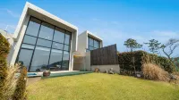 Geojedo Raonhiljo Pollvilla Pension - Private Pools