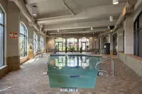 DoubleTree by Hilton North Vancouver - Beach