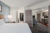 Hyatt House Cypress Anaheim - Pools