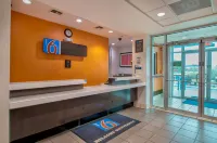 Motel 6 Eagle Pass, TX - Lakeside - Wifi