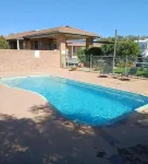 Aaron Inn Motel - Pools
