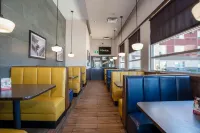 Sandman Hotel & Suites Winnipeg Airport - servizio colazione