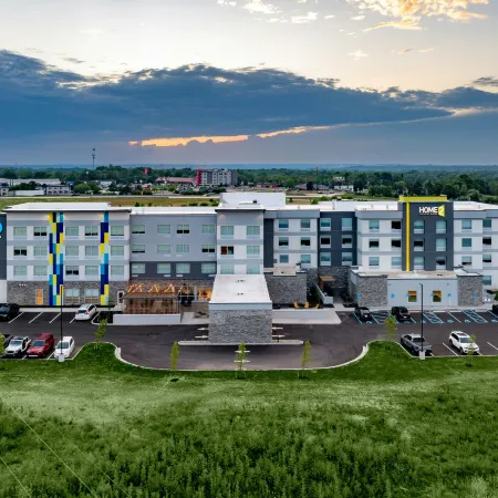 Tru by Hilton Kalamazoo