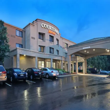 Courtyard by Marriott Providence Warwick Hotels in Warwick