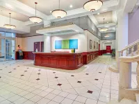 Residence Inn Milwaukee Downtown Hotels near Riverside Theater