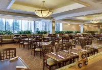 DoubleTree by Hilton Hotel Omaha Downtown - 4-Star