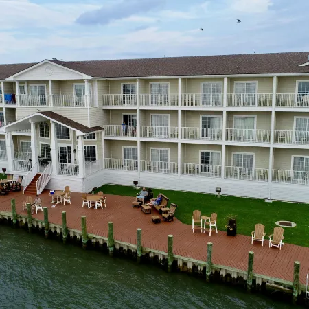 Hampton Inn & Suites Chincoteague-Waterfront