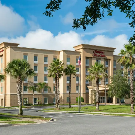 Hampton Inn & Suites DeLand