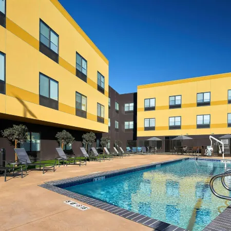 Fairfield Inn & Suites Fresno Yosemite International Airport