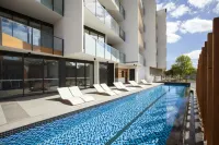 Caroline Serviced Apartments Sandringham - Infinity Pools