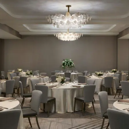 InterContinental Hotels INDIANAPOLIS by IHG