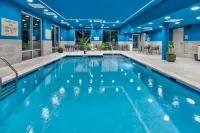 Hampton Inn Danville - Bãi đậu xe