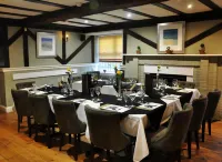 Fox and Goose Inn - Pet-friendly