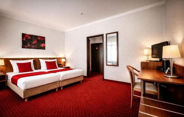 Redberry Hotel - Düsseldorf - Neuss