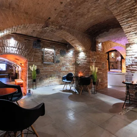 Penzión Wellness & Restaurant Zoborská, free parking