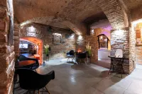 Penzión Wellness & Restaurant Zoborská, free parking - spa
