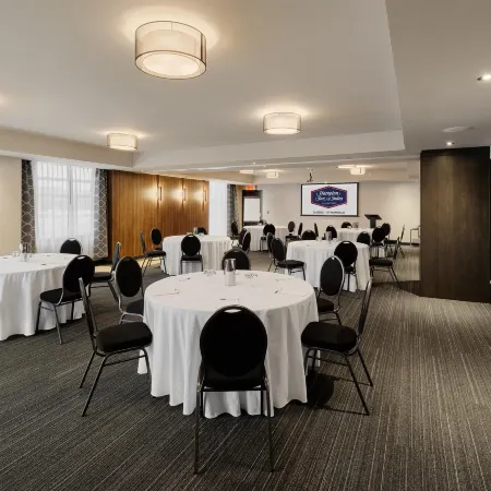 Hampton Inn & Suites by Hilton Quebec City Levis