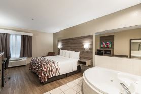 Red Roof Inn Panama City