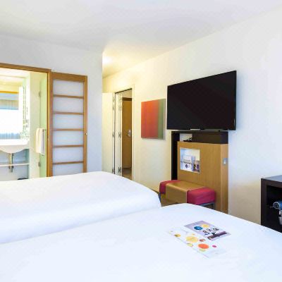Superior Twin Room Novotel London Paddington Promo Code