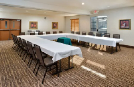 Comfort Inn & Suites Madison North