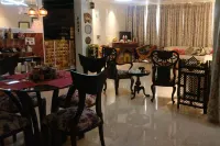 Room in Condo - 'Mount View Double-Bed' by Aparna. Bienvenue ! Hotels in Pinjore