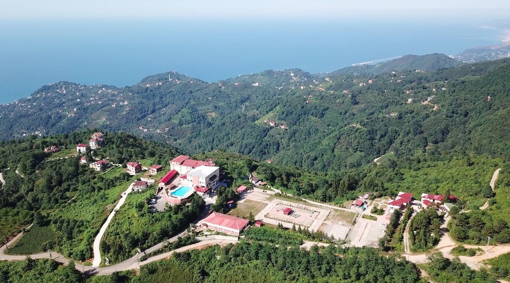 Zarha Mountain Resort