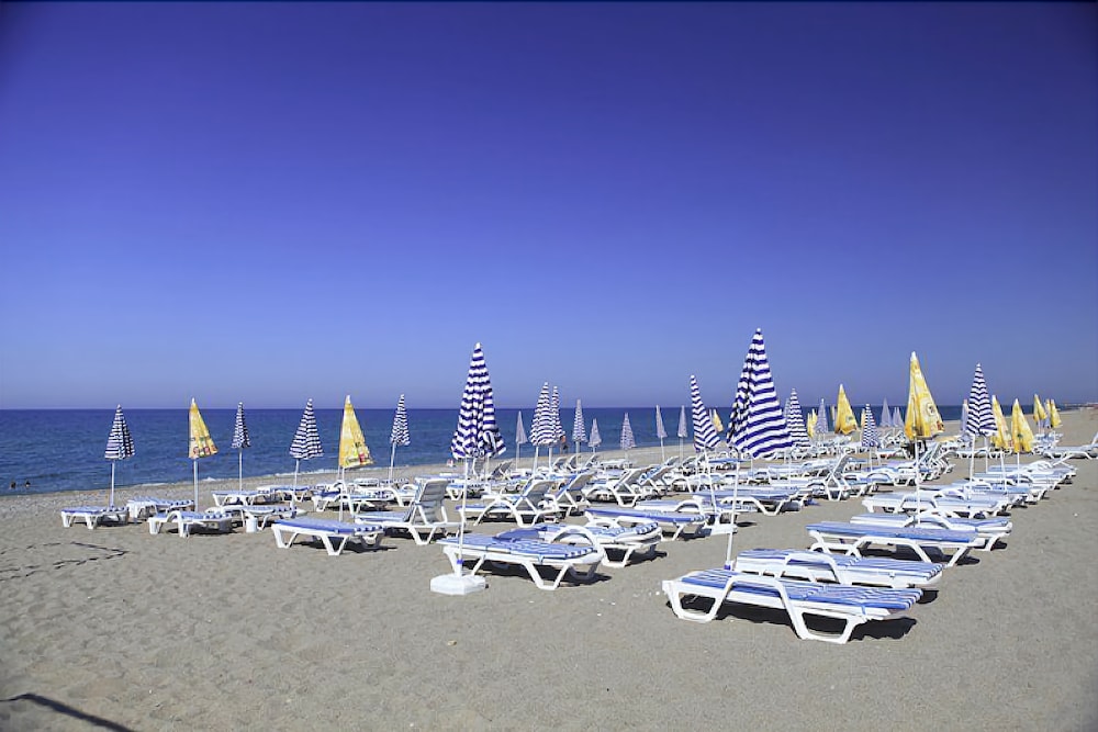 Aperion Beach Hotel